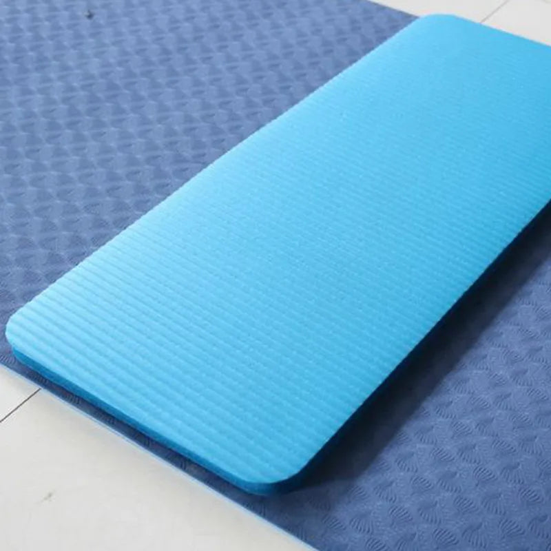 Non-Slip Yoga Mat – Foldable, Sweat-Proof & Portable Fitness Mat