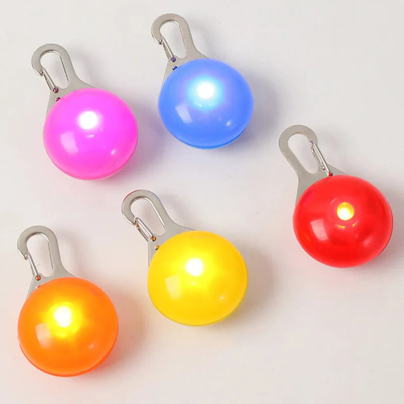 LED Luminous Pet Collar Pendant – Glowing Tag for Dogs & Cats, Anti-Lost Night Light