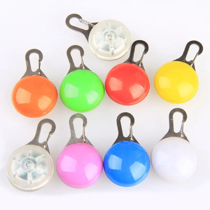 LED Luminous Pet Collar Pendant – Glowing Tag for Dogs & Cats, Anti-Lost Night Light