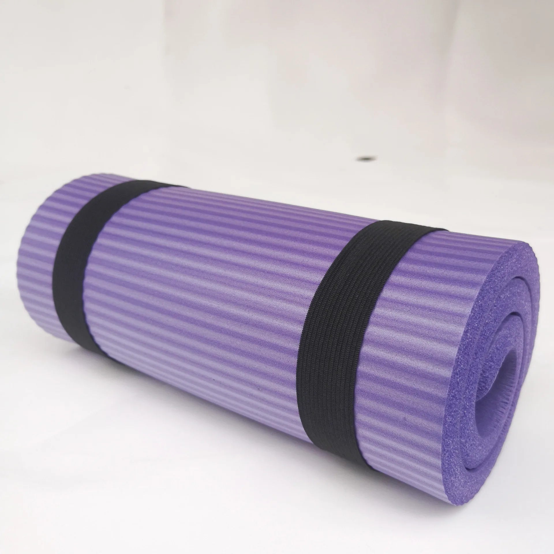Non-Slip Yoga Mat – Foldable, Sweat-Proof & Portable Fitness Mat