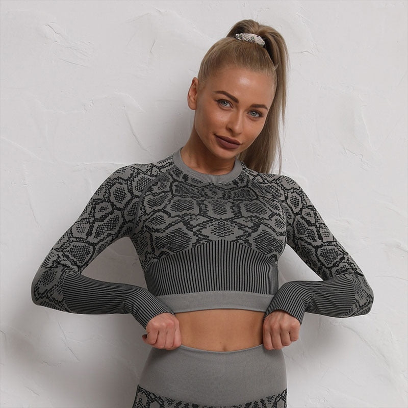 Seamless Leopard Print Training Suit